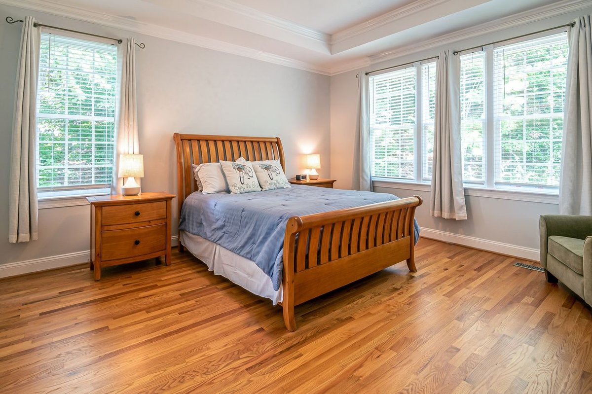 a cozy bedroom