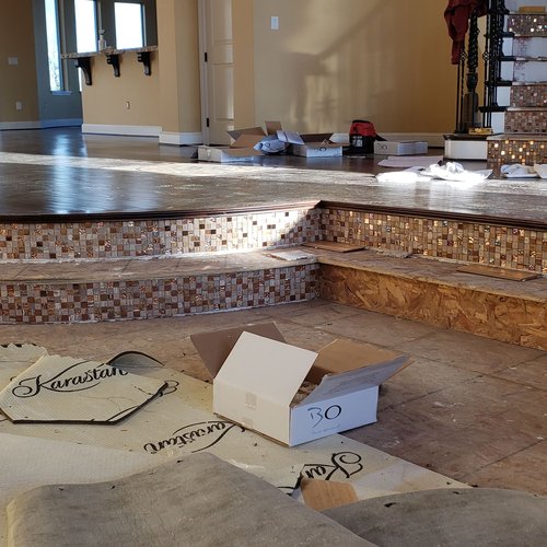 Shower and backsplash gallery by Pro Floors & Blinds in Spokane, WA