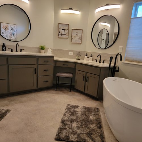 Shower and backsplash gallery by Pro Floors & Blinds in Spokane, WA