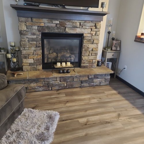 Shower and backsplash gallery by Pro Floors & Blinds in Spokane, WA