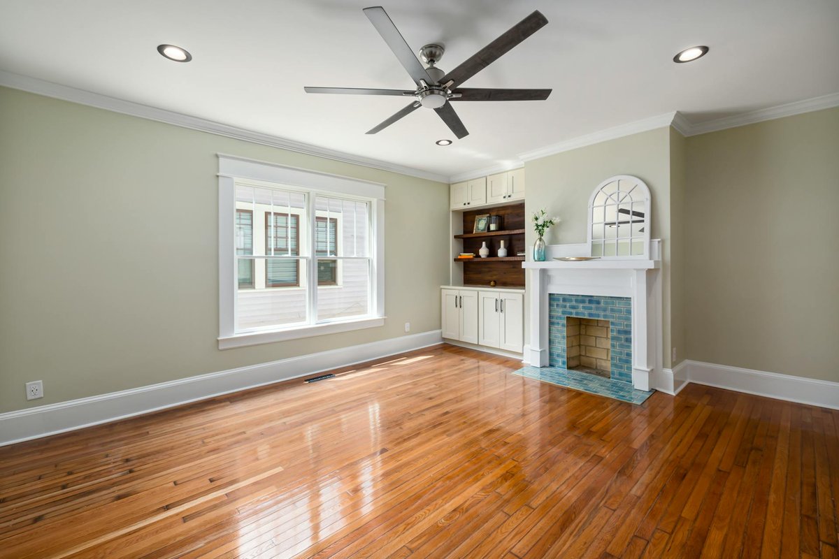 pexels-curtis-adams-1694007-7601085